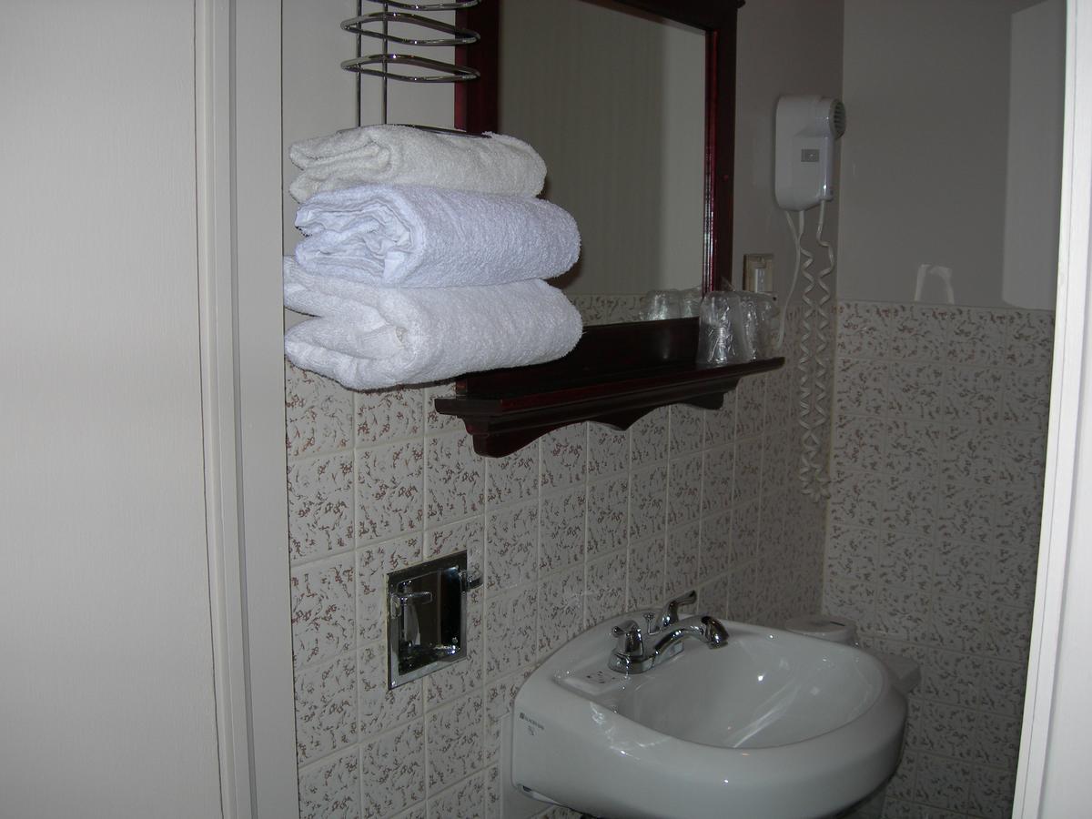 Hotel Motel Arnold Woburn Esterno foto